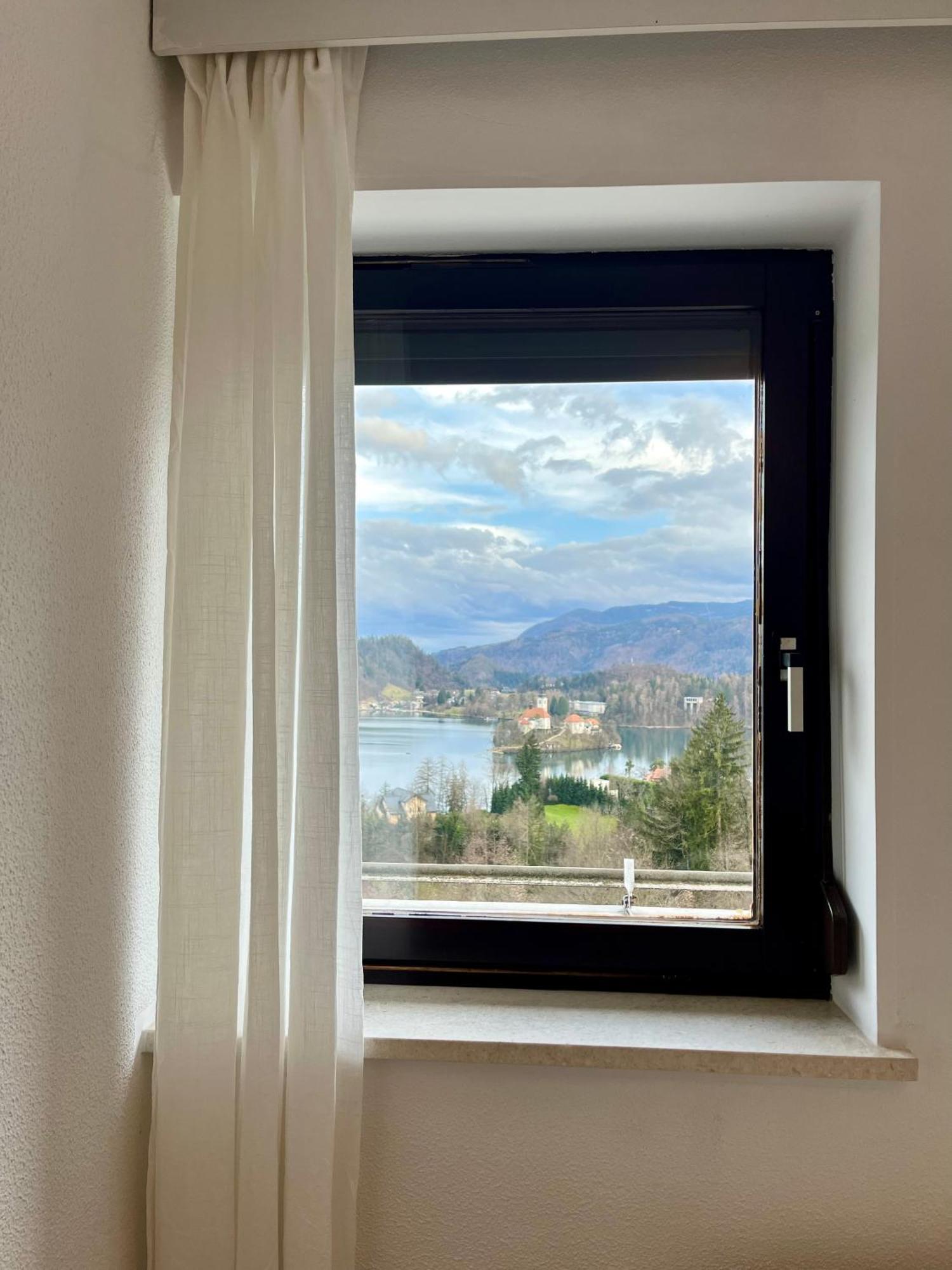 Lakeview Guesthouse & Chalet Блед Екстериор снимка