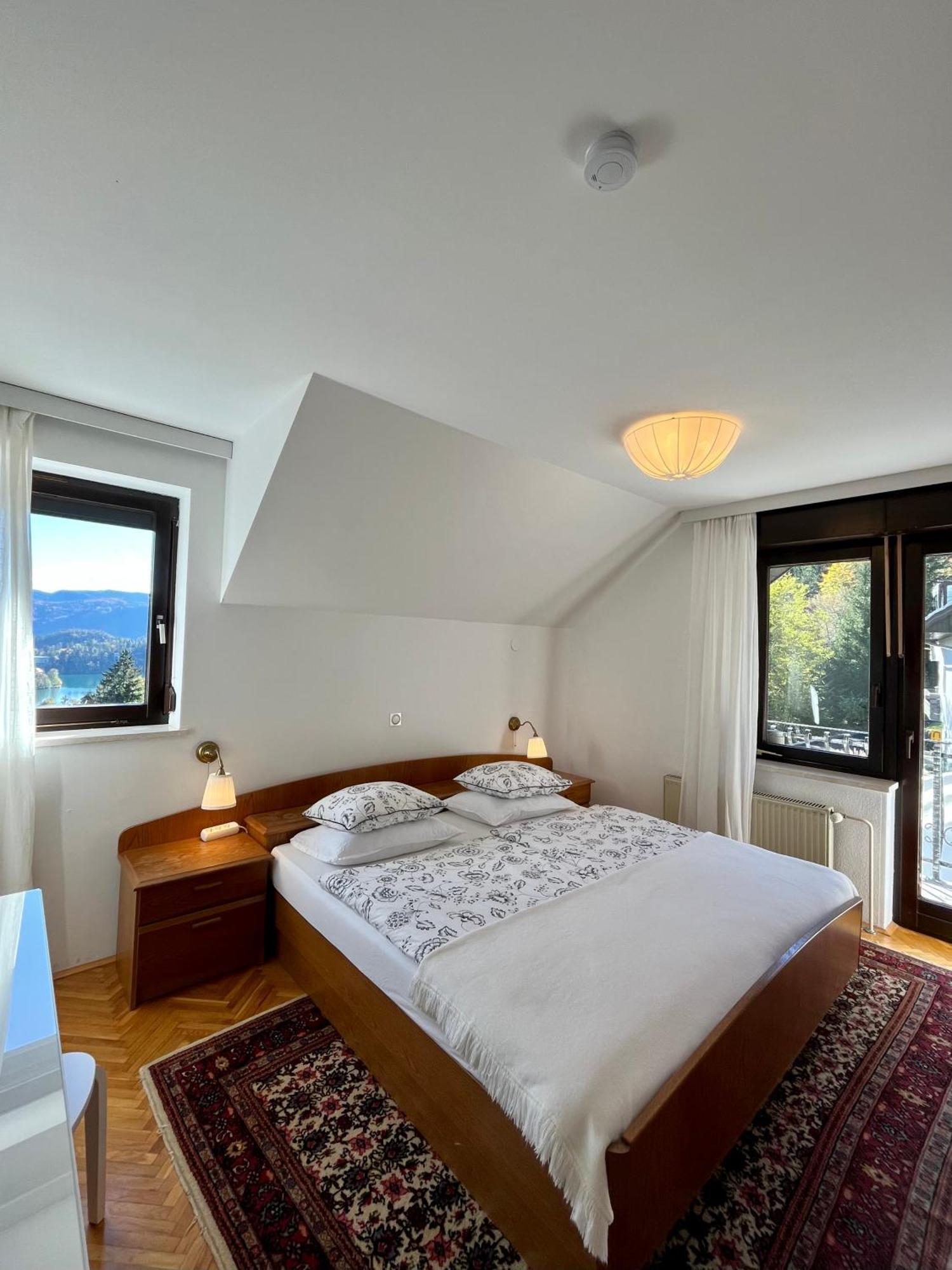 Lakeview Guesthouse & Chalet Блед Екстериор снимка